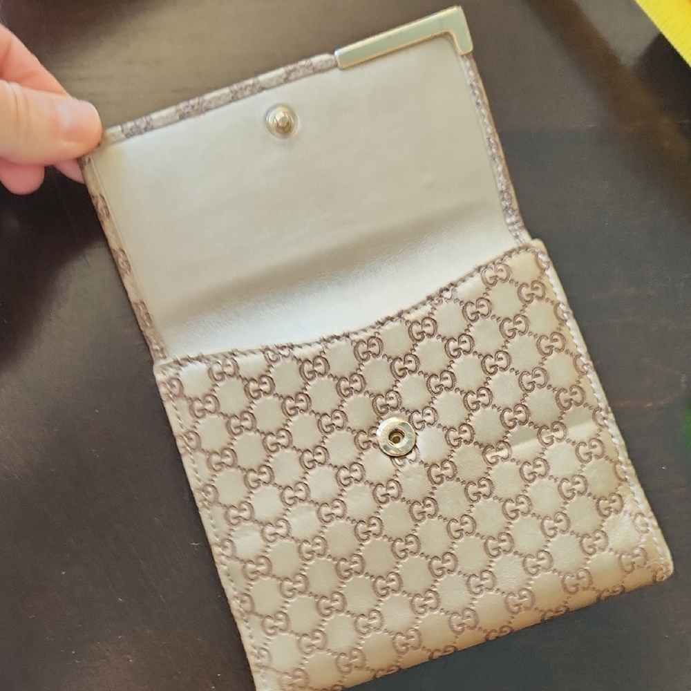 ✨️Gucci Brown Monogram Wallet - Picture 4 of 17